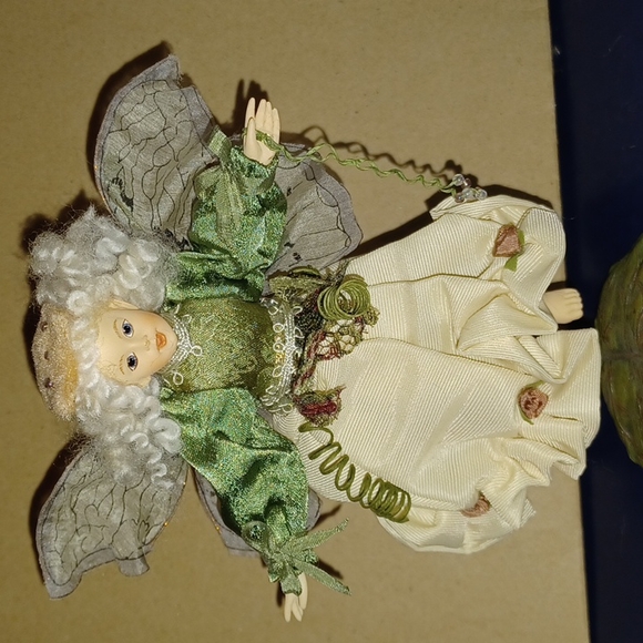 A Boyds 2001 Fairy/Angel 😇 - Picture 6 of 9